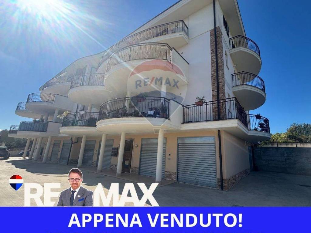 appartamento in vendita ad Ortona in zona Caldari