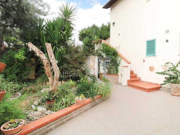 casa indipendente in vendita ad Ortona