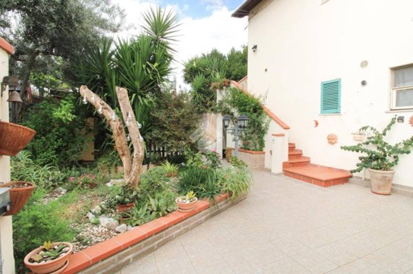 casa indipendente in vendita ad Ortona