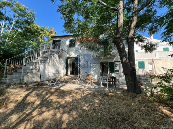 casa indipendente in vendita ad Ortona