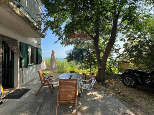 casa indipendente in vendita ad Ortona