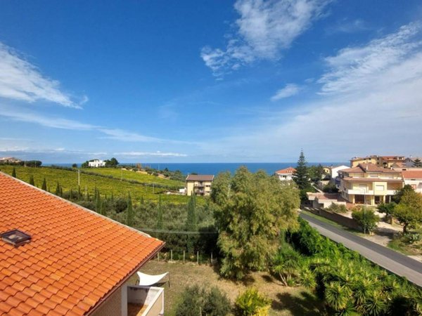 appartamento in vendita ad Ortona in zona Lazzaretto