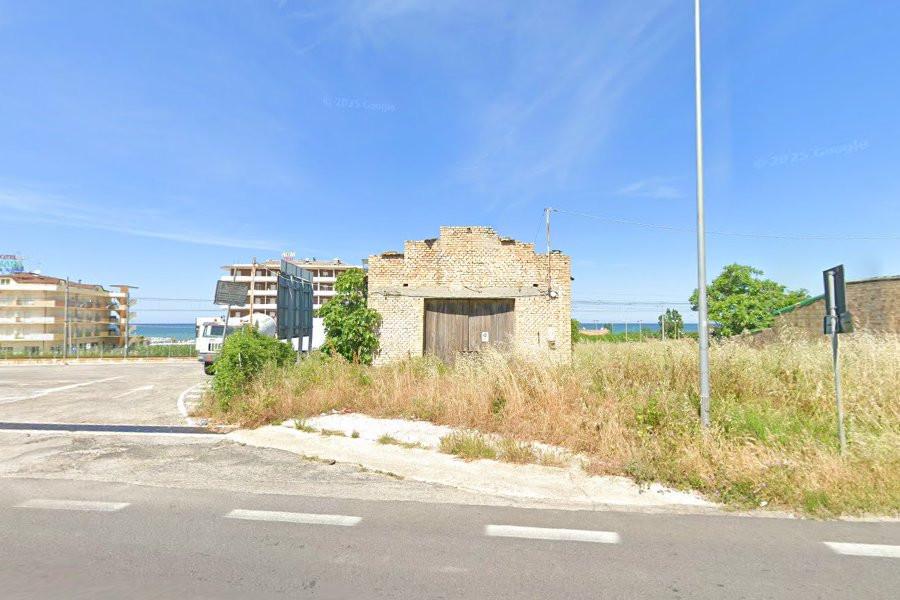 casa indipendente in vendita ad Ortona in zona Lido Riccio
