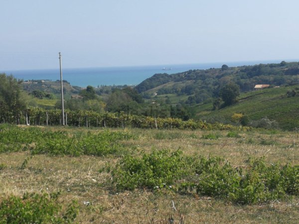 rudere in vendita ad Ortona in zona Feudo
