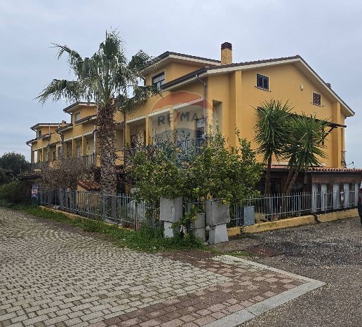 casa indipendente in vendita ad Ortona in zona Lazzaretto