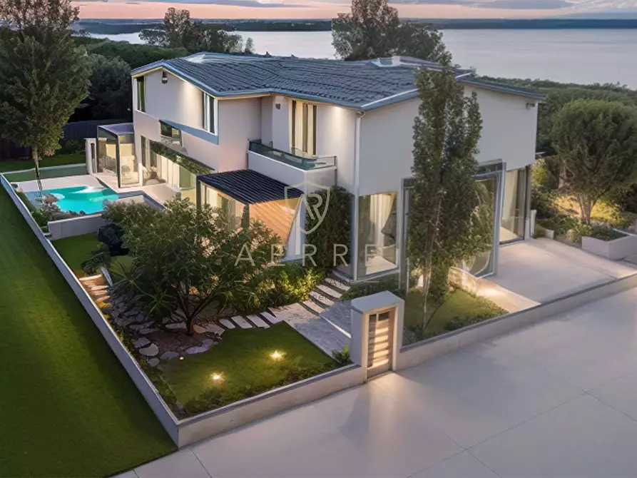 casa indipendente in vendita ad Ortona in zona Torre Mucchia