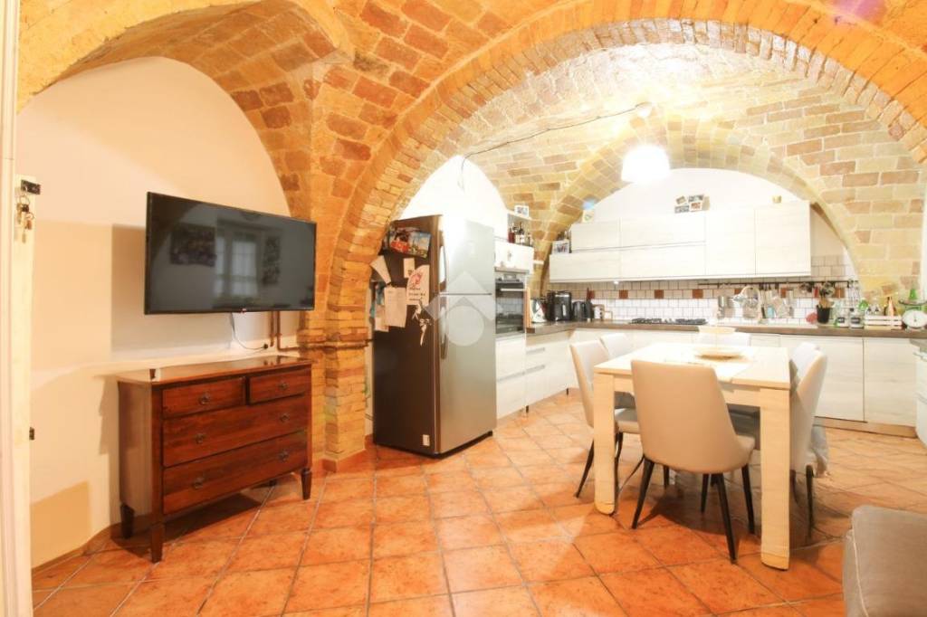 casa indipendente in vendita ad Ortona in zona Caldari