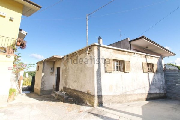 casa indipendente in vendita ad Ortona