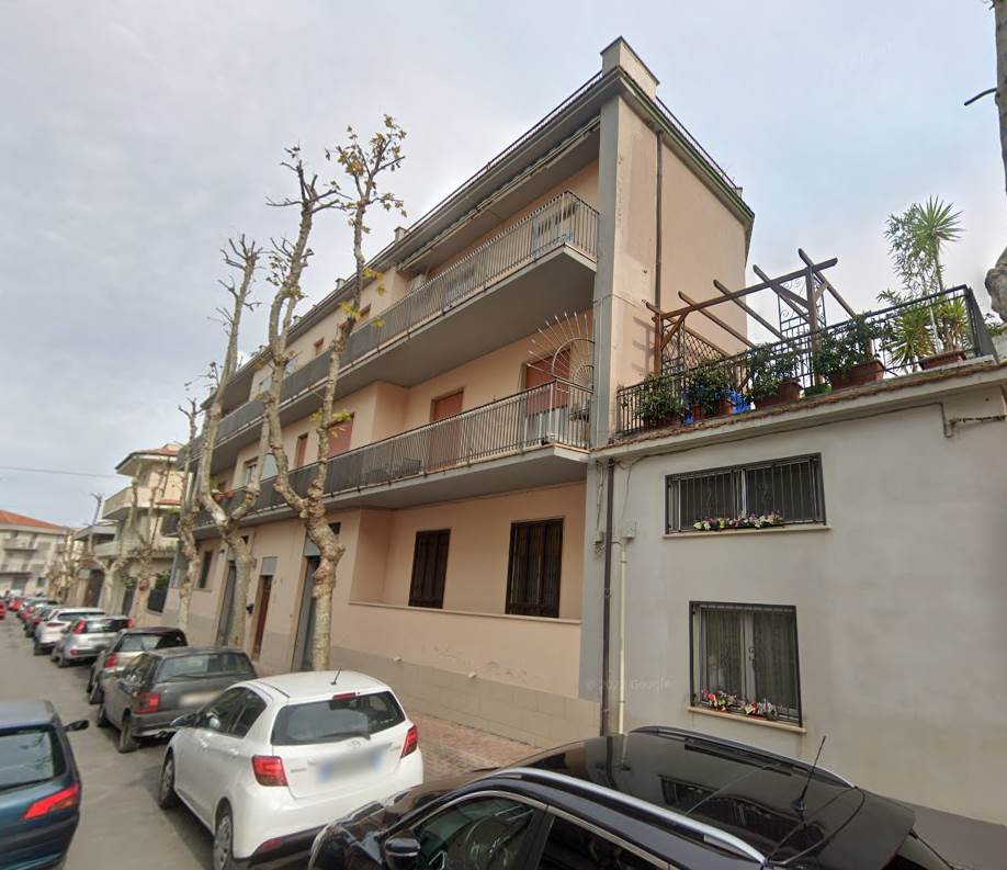 appartamento in vendita ad Ortona in zona Caldari