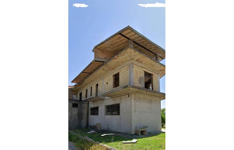 casa indipendente in vendita ad Ortona