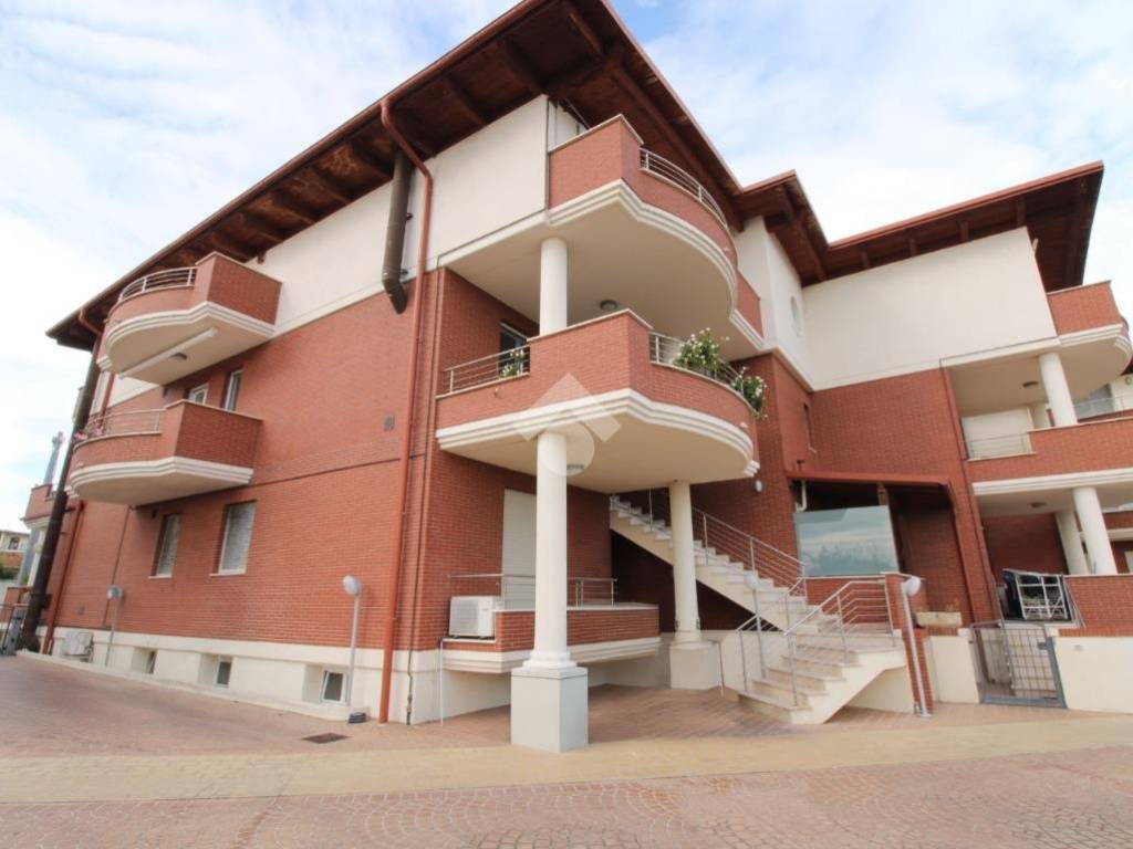 appartamento in vendita ad Ortona in zona San Pietro