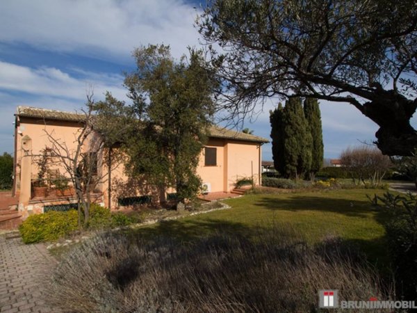 casa indipendente in vendita ad Ortona