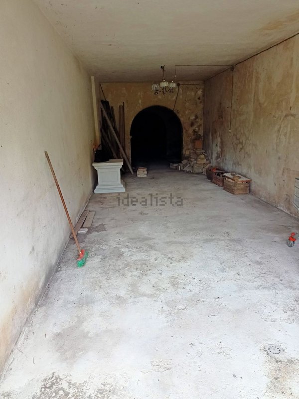 locale di sgombero in vendita ad Ortona