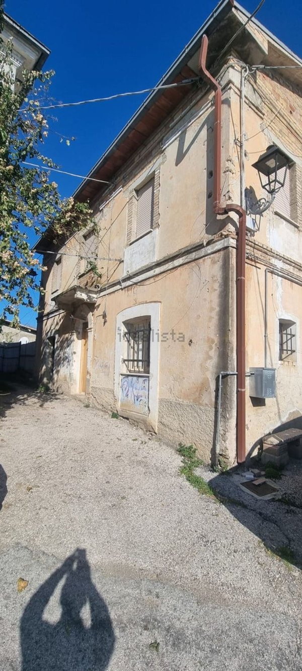casa indipendente in vendita ad Ortona
