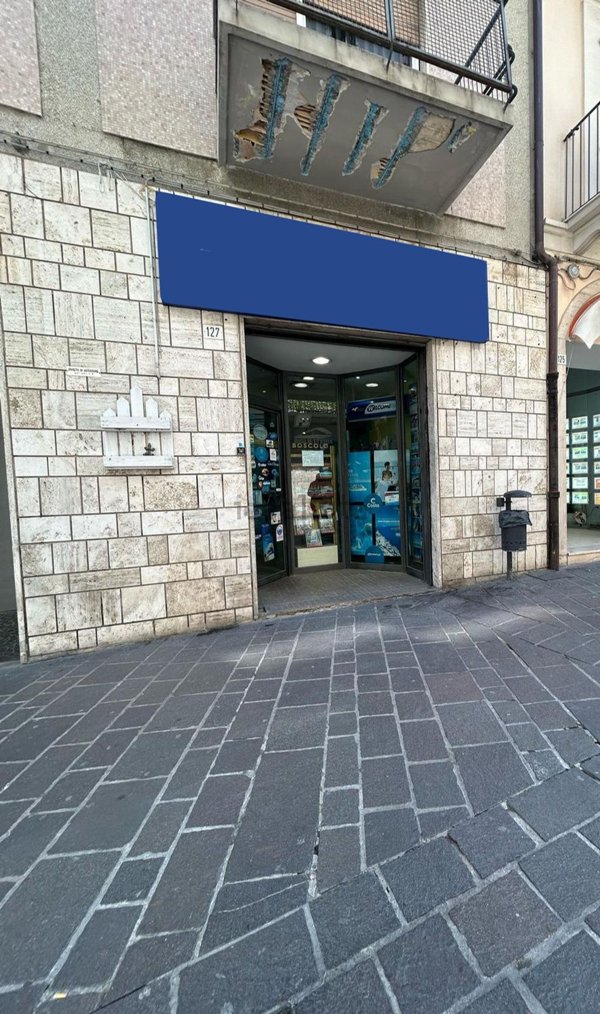 ufficio in vendita ad Ortona