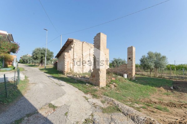 quadrivano in vendita ad Ortona in zona Foro