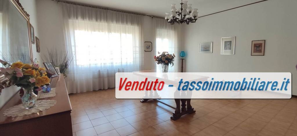 appartamento in vendita ad Ortona in zona Caldari