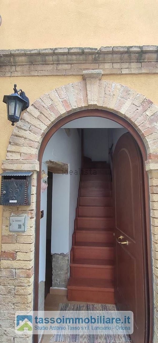 appartamento in vendita ad Ortona in zona Caldari