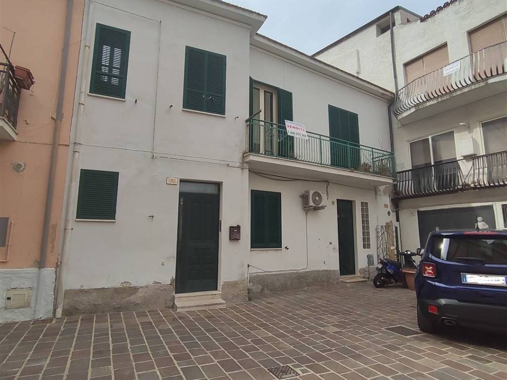 appartamento in vendita ad Ortona in zona Caldari