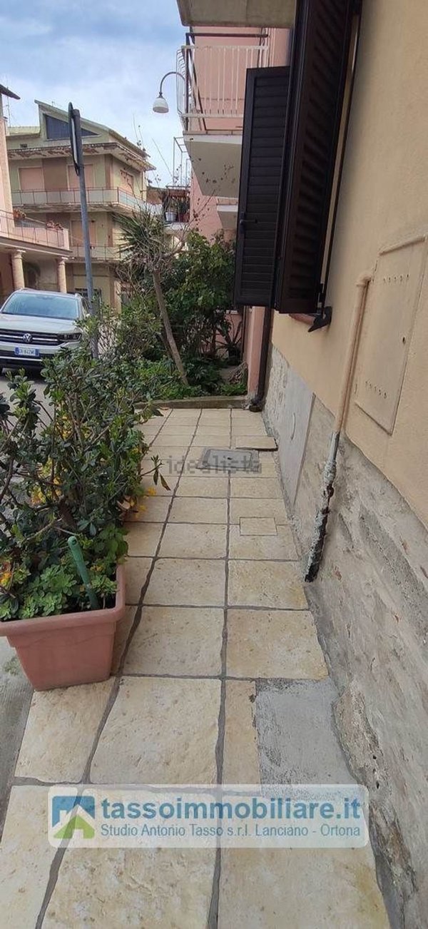 appartamento in vendita ad Ortona in zona Caldari