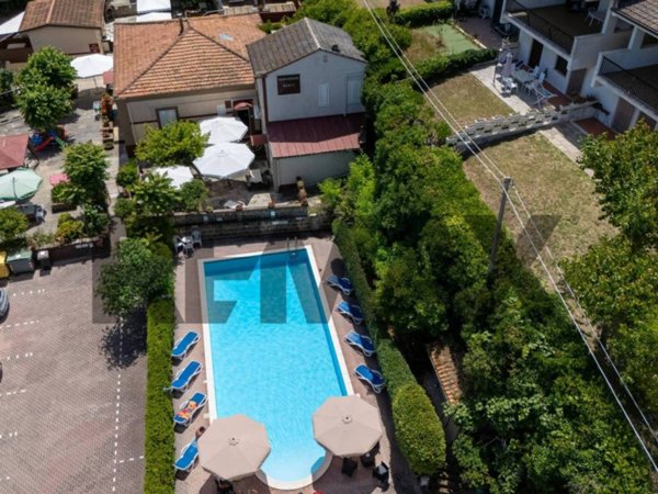 intera palazzina in vendita ad Ortona in zona Lido Riccio