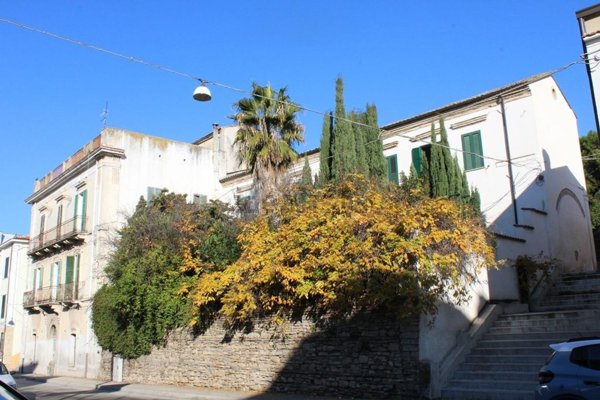 casa indipendente in vendita ad Ortona