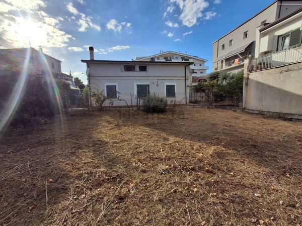 ufficio in vendita ad Ortona