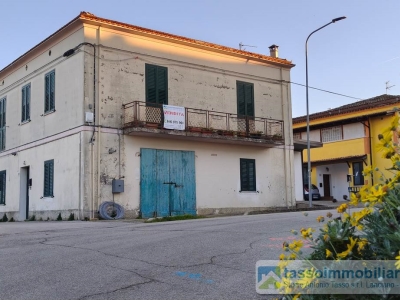 casa semindipendente in vendita ad Ortona