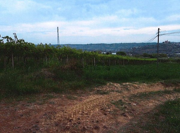 casa indipendente in vendita ad Ortona in zona Bardella