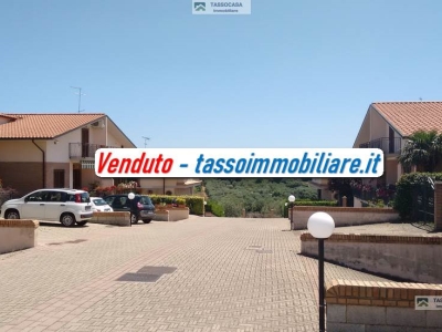casa indipendente in vendita ad Ortona in zona Saraceni