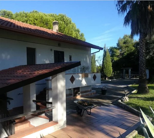 casa indipendente in vendita ad Ortona