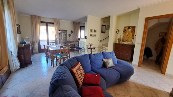 casa indipendente in vendita ad Ortona in zona Caldari