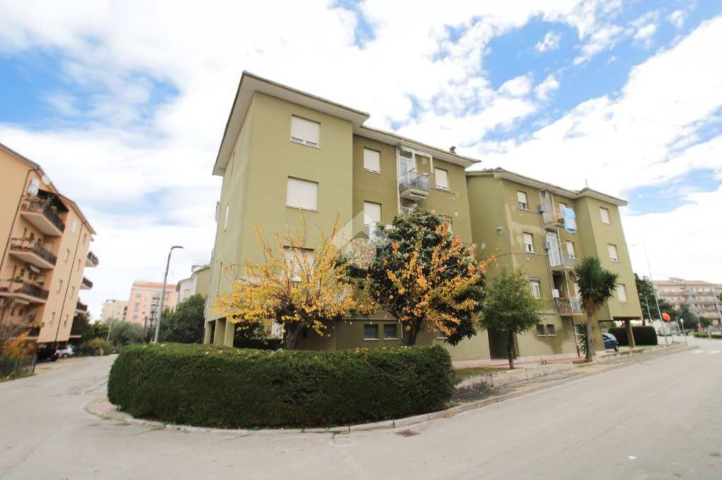 appartamento in vendita ad Ortona in zona Fontegrande