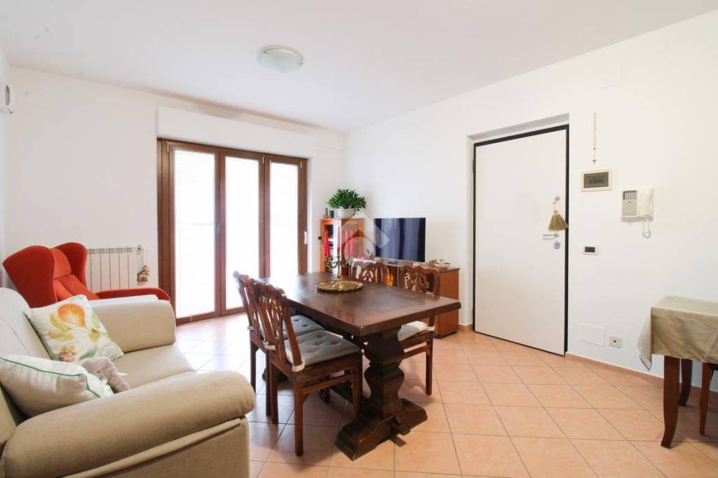appartamento in vendita ad Ortona in zona Caldari