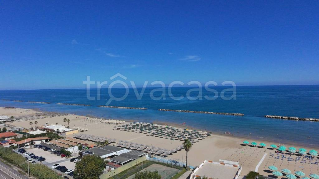 appartamento in vendita ad Ortona in zona Lido Riccio