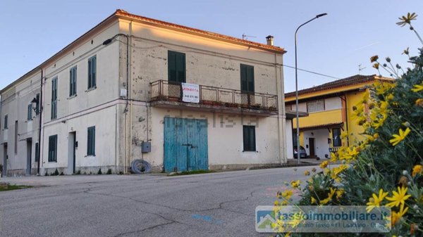 casa indipendente in vendita ad Ortona