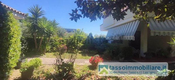 casa indipendente in vendita ad Ortona in zona Saraceni