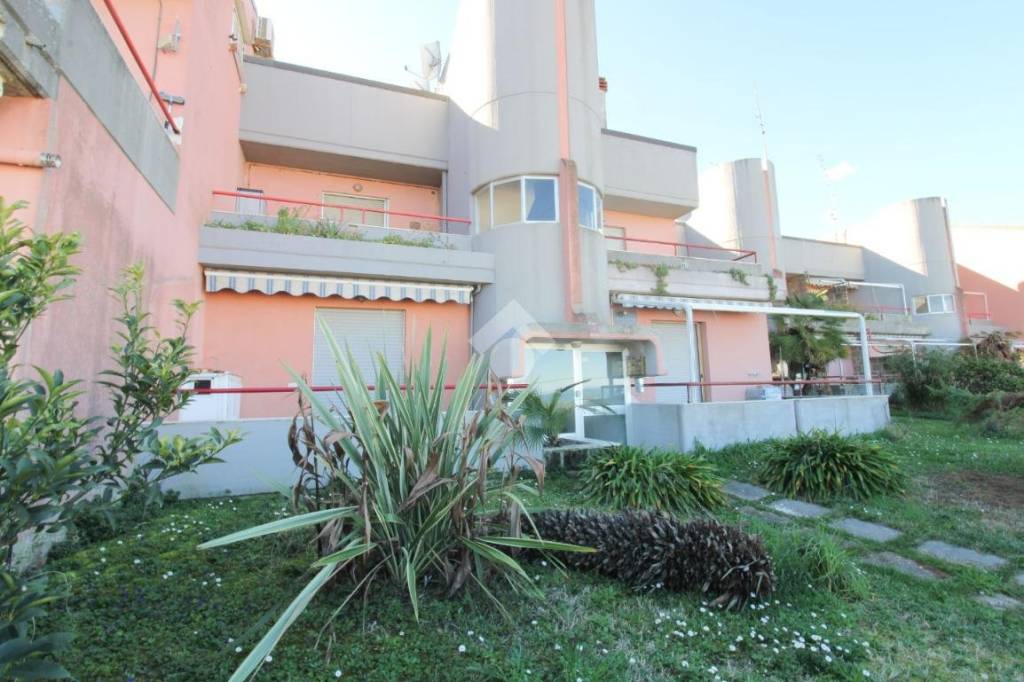 appartamento in vendita ad Ortona in zona Lido Riccio