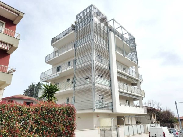 appartamento in vendita ad Ortona in zona Caldari
