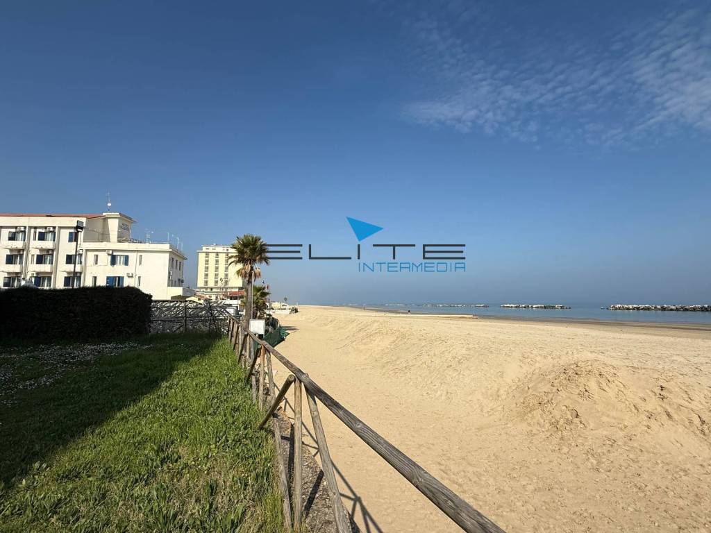 appartamento in vendita ad Ortona in zona Lido Riccio