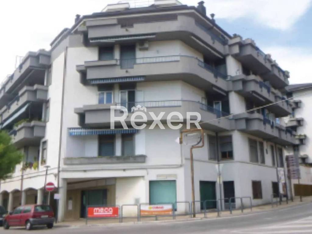 ufficio in vendita ad Ortona