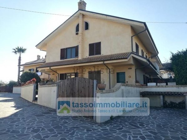 casa indipendente in vendita ad Ortona