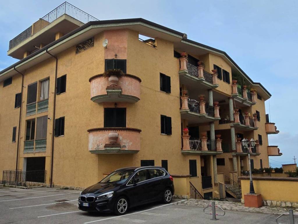 appartamento in vendita ad Ortona in zona Savini