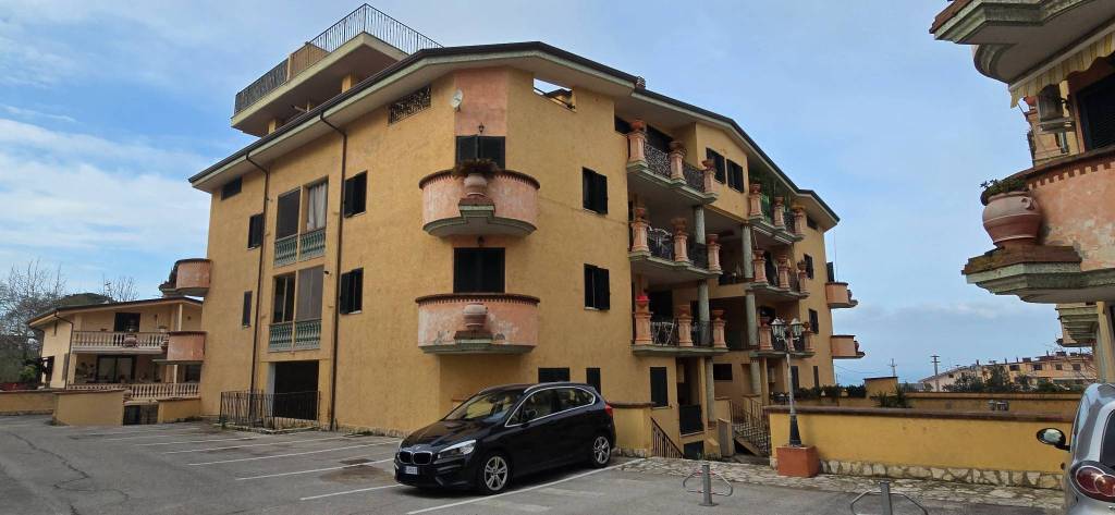 appartamento in vendita ad Ortona in zona Savini