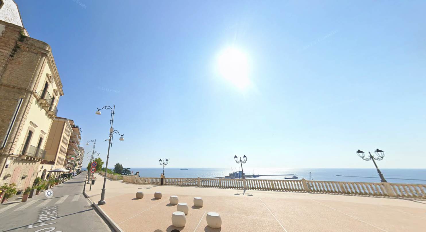 appartamento in vendita ad Ortona in zona Caldari