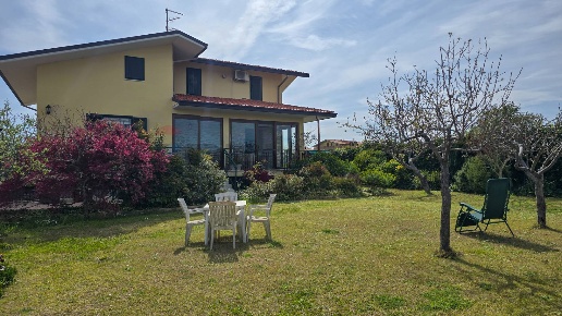 casa indipendente in vendita ad Ortona