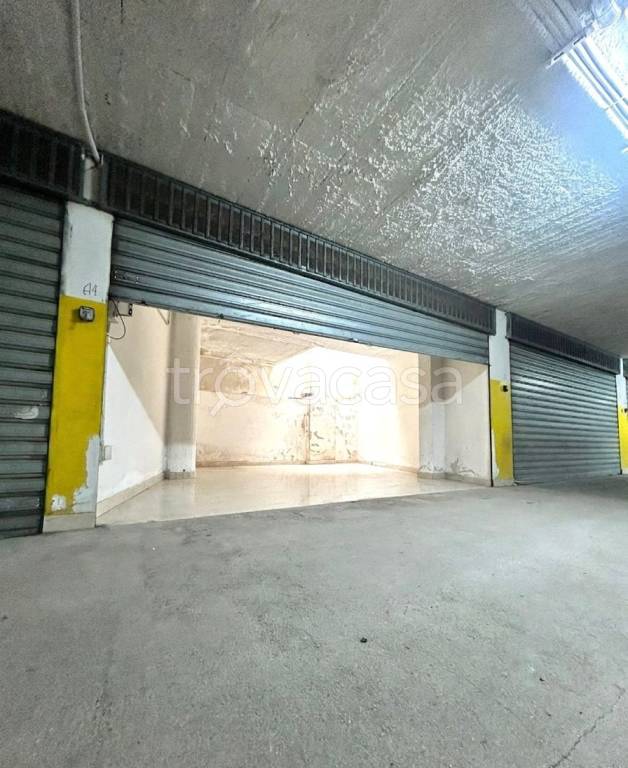 locale di sgombero in vendita ad Ortona