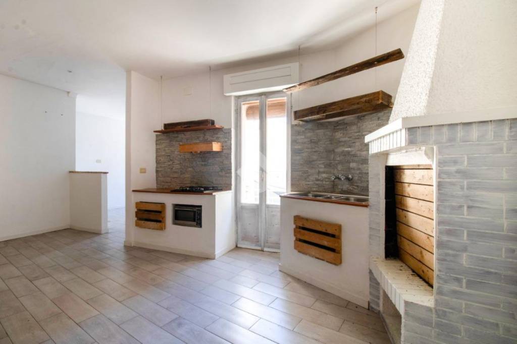 casa indipendente in vendita ad Ortona in zona Caldari