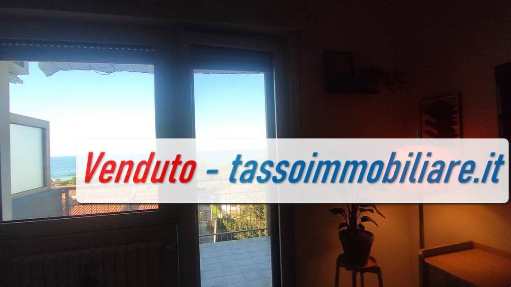 appartamento in vendita ad Ortona in zona Lido Riccio