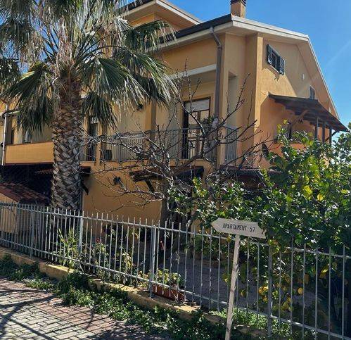 casa indipendente in vendita ad Ortona in zona Lazzaretto